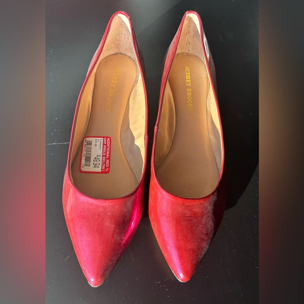 Size 10 Audrey Brooke Metallic Red Flats